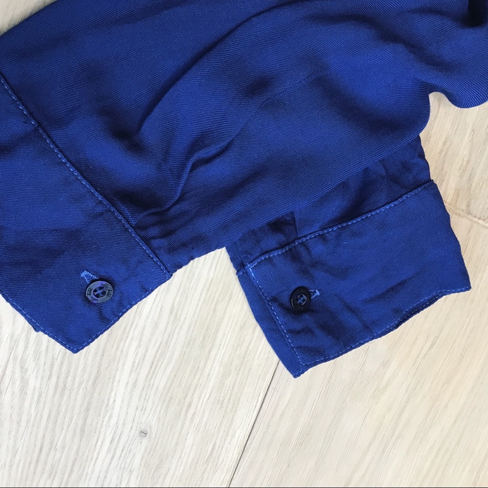 Bella Dahl Split Back Button-Down - size M - Picture 7 of 8
